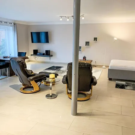דירה Modern Eingerichtete Mit Terrasse By Interhome Elskop
