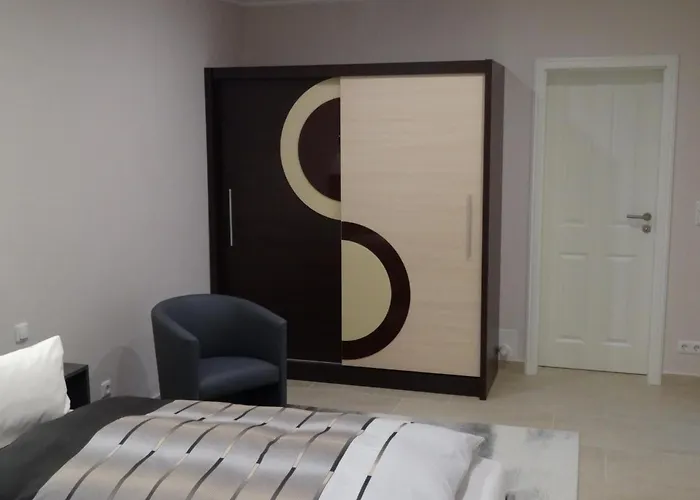 Modern Eingerichtete Mit Terrasse By Interhome