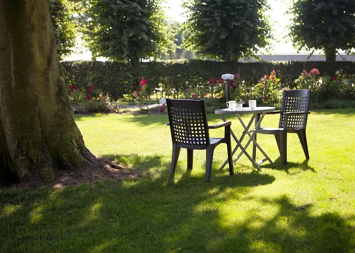 Modern Eingerichtete Mit Terrasse By Interhome